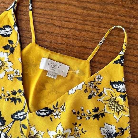 Loft XXS Petite Floral Blouse - Picture 2 of 4